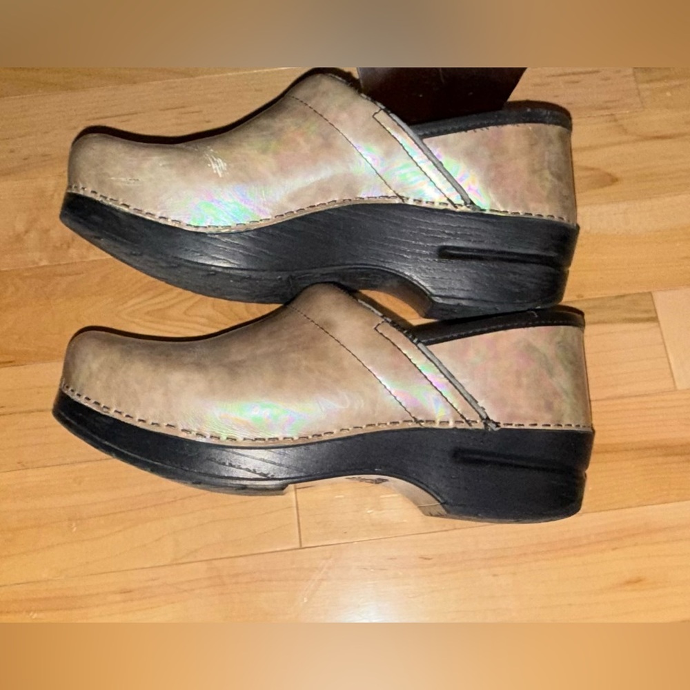 Women’s Dansko Professional Iridescent Opal Clogs
-Size 38-GUC